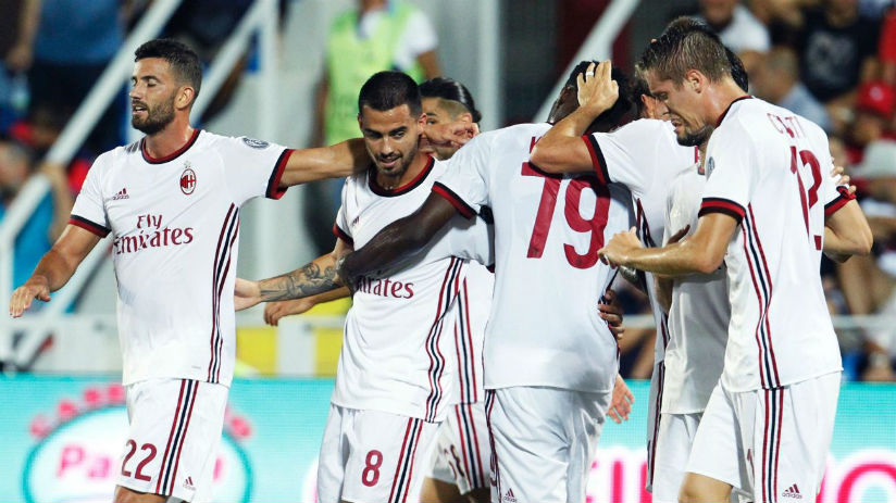 AC Milan fielded seven new signings in their starting line-up as they won at Crotone, scoring all their goals in the opening half-hour. / Internet photo