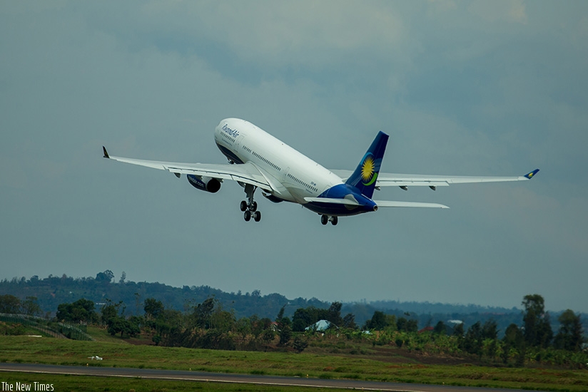 A RwandAir aircraft takes off at Kigali International Airport. Th airline will start three new routes in West Africa.  / File.