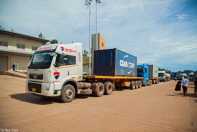 Trucks at Rusumo border post. Nadege Imbabazi. 