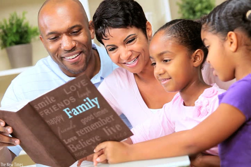 Parents interacting with their child. It is important for parents to be exemplary to their children. (Net)