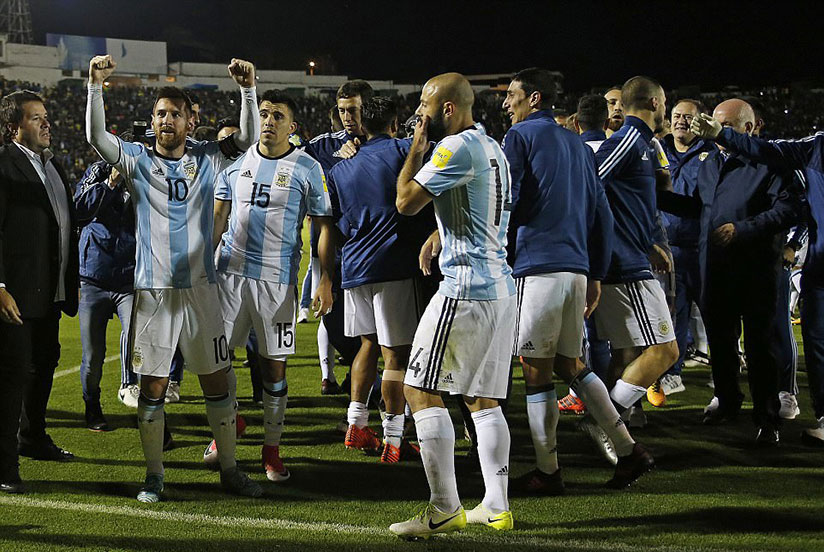 Lionel Messi's magical hat-trick helps Jorge Sampaoli's side come from behind and secure automatic World Cup qualification. / Internet photo