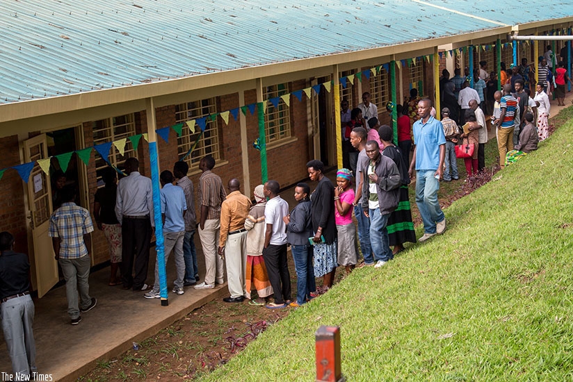 Rugando residents in Kimihurura queue to cast their vote during 2016 referendum. File.