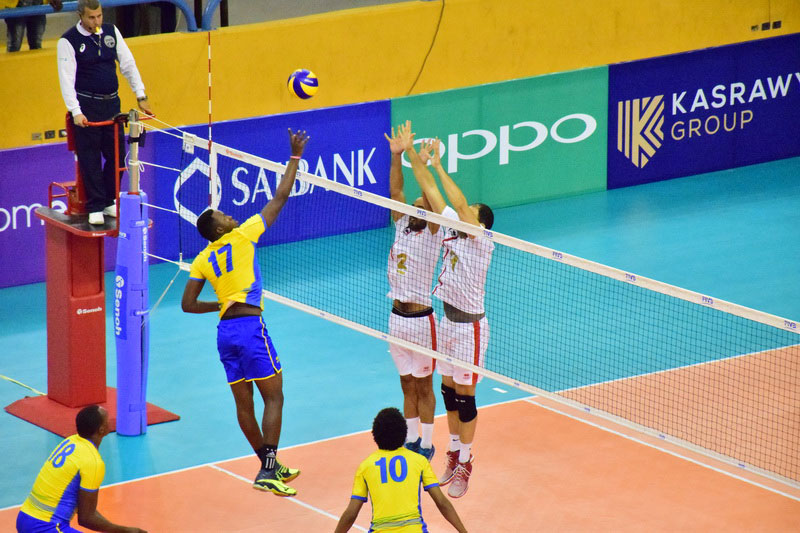 Rwanda's Patrick Kavalo Akumuntu attacks against Morocco's defence on Sunday. / Courtesy