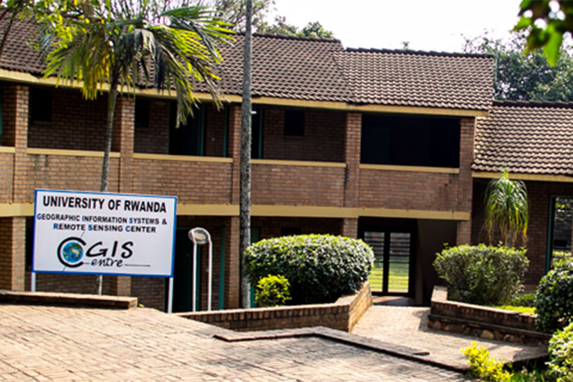 GIS remote sensing centre at the University of Rwanda. / Courtesy
