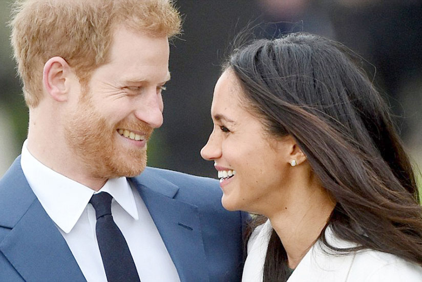 Harry and Meghan looked over the moon and Harry said he was 'thrilled' and his fiancee said she was 'so happy'. / Internet photo