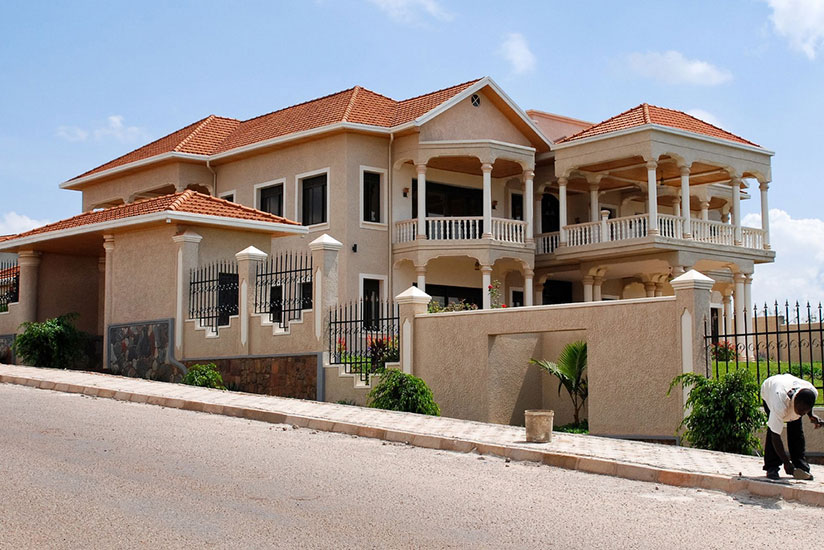 A luxury house in a Kigali neighbourhood. / Joshua Little.