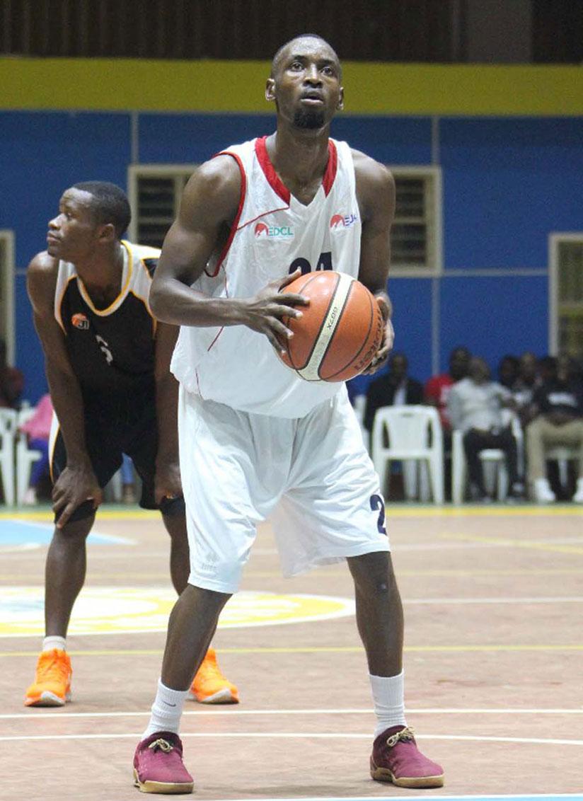 Point-guard Sedar Sagamba scored a team-high 19 points to held Rwanda basketball league title hopefuls Patriots down Espoir 82-69 on Friday night to maintain a perfect start of the....