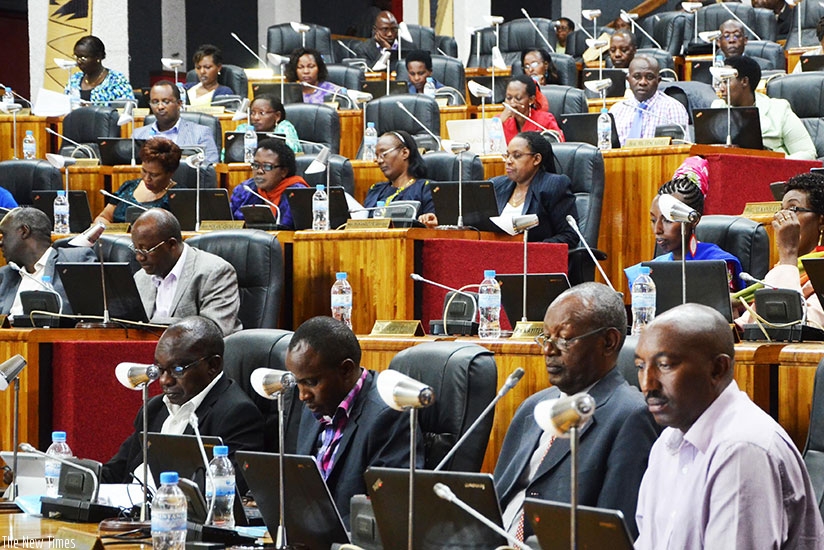 Members of the Lower Chamber of Deputies during a past session. / File