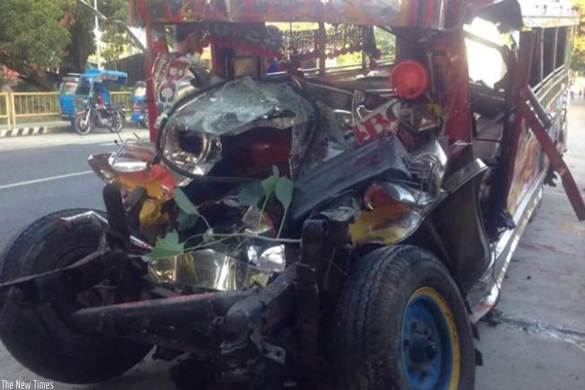 Twenty Catholic pilgrims were killed and nine others injured after a jeepney collided with a bus in the northern Philippines, according to police. (Net Photo)