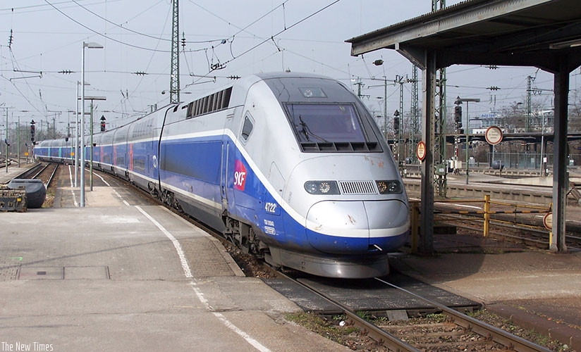 A high-speed train (TGV). Net photo.