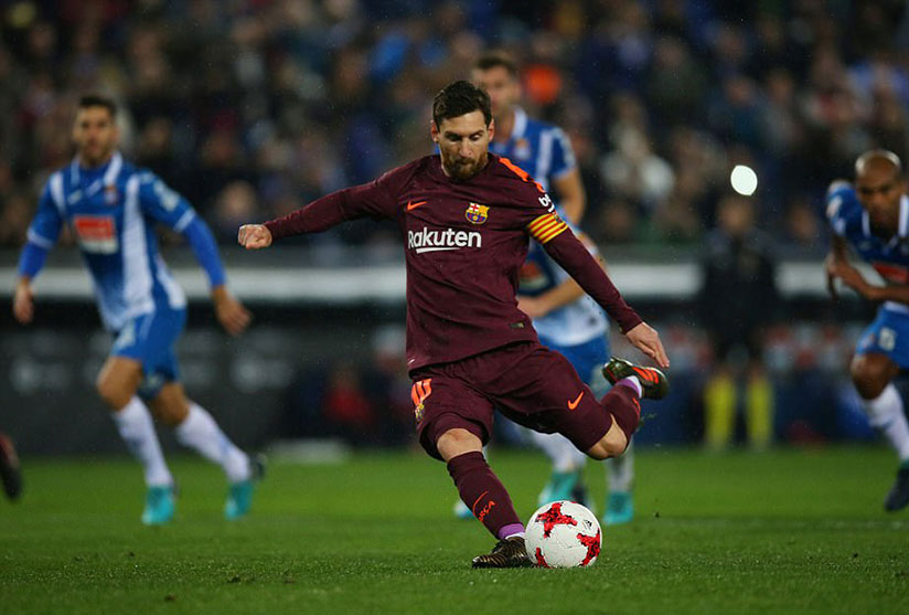 Lionel Messi missed a penalty as Barcelona were defeated by their neighbours in a bad tempered quarter final first leg. / Net photo