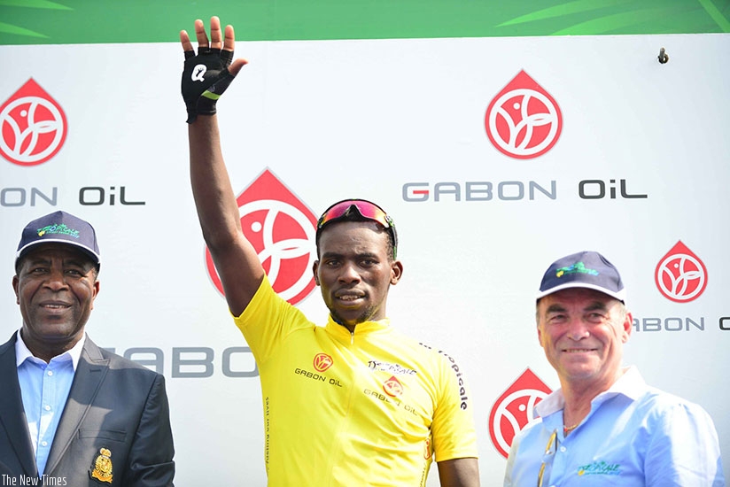Joseph Areruya (C) retained the yellow jersey after clocking 3h18u201949u2019u2019 1u2019u2019 yesterday. Net photo