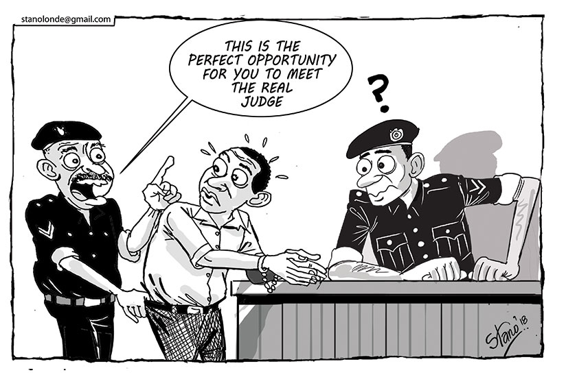 Police in Rusizi District are holding a 49-year old man for allegedly impersonating a court judge and defrauding unsuspecting people. 