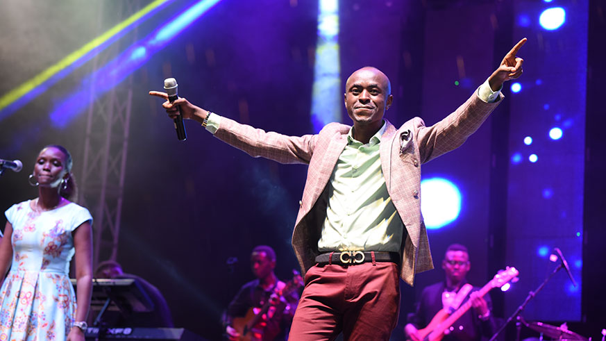 Celebrated local gospel singer Patient Bizimana wowed fans at his Easter concert on Sunday.