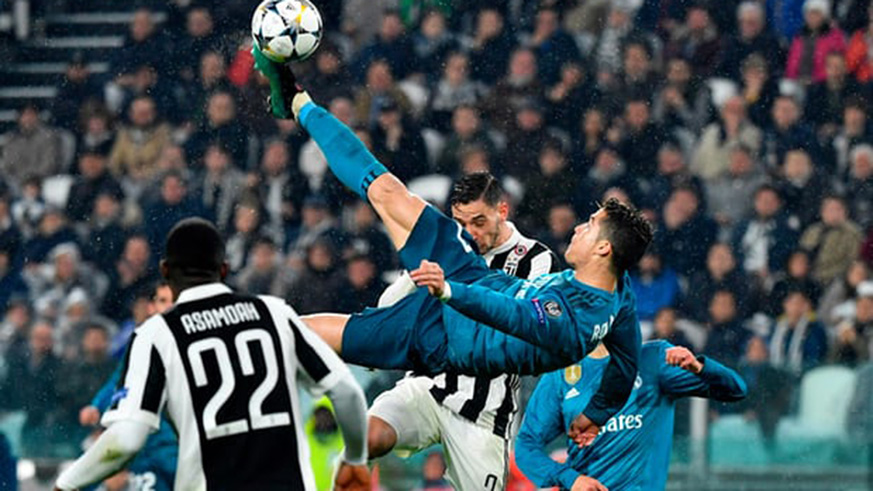 Cristiano Ronaldo takes to the skies to score his and Real Madridu2019s sumptuous second goal. (Net photo)