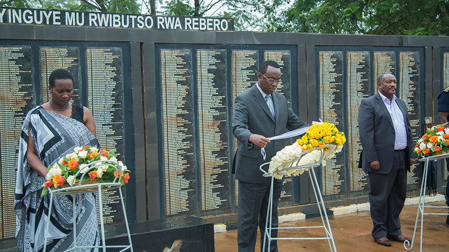 L-R: Culture minister Julienne Uwacu, Senate President Bernard Makuza and Ibuka president Jean Pierre Dusingizemungu lay wreaths in honour of victims of 1994 Genocide against the Tutsi at Rebero memorial yesterday. The commemoration event marked the closure of the weeklong official mourning for Genocide victims. STORY ON PAGE 3. Nadege Imbabazi.