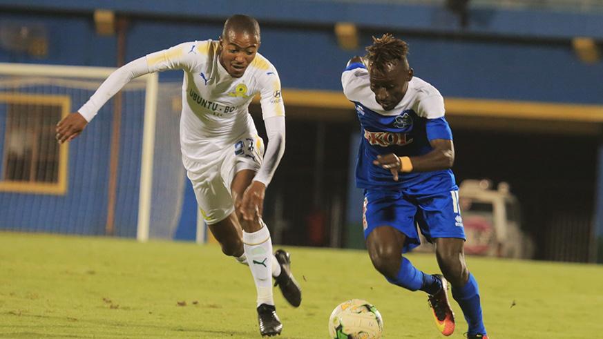 Rayon Sports striker Hussien Shabalala (R) in action against Sundowns in the Confederation Cup. (File)