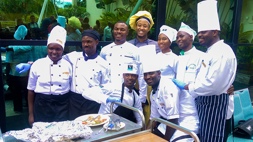 16 chefs prepared delicious food for their food competition.