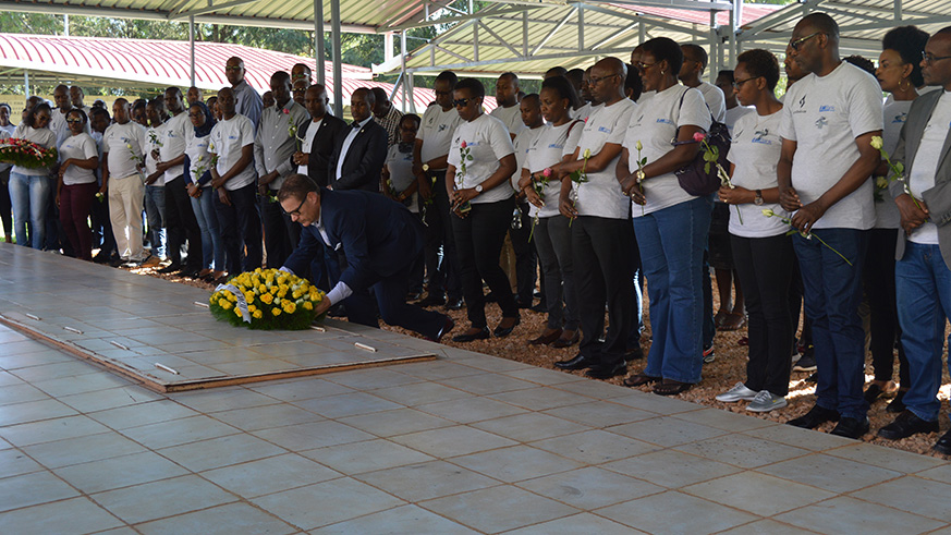 The MD laying a wreath at Nyaza Genocide Memorial. (All photos by Joseph Mudingu)