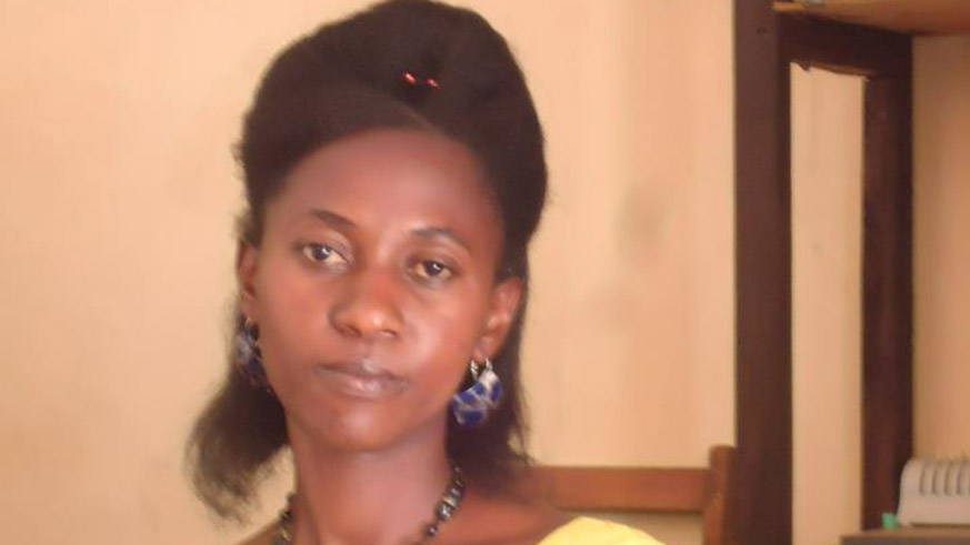 Allen Manzi, beautician