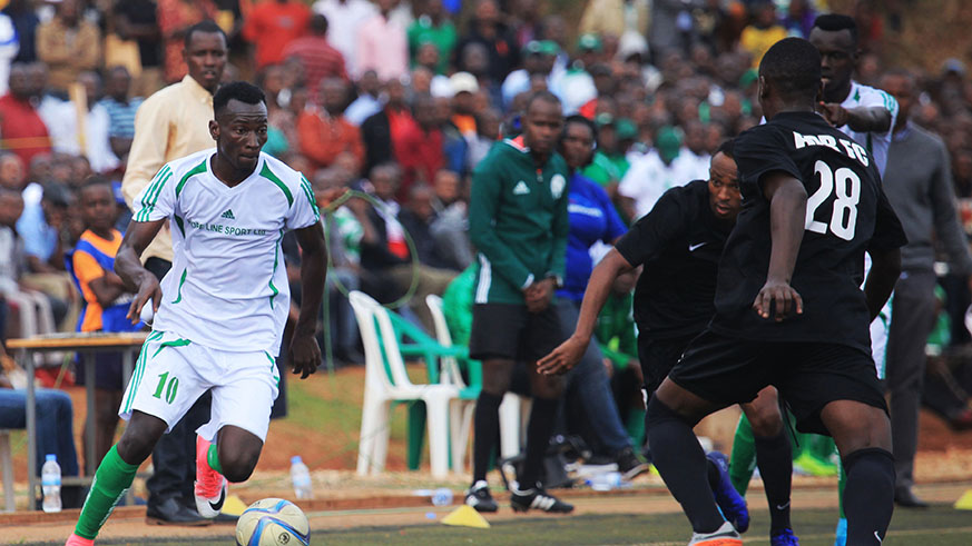 SC Kiyovu striker Francis Mustafa controls the ball during a league match against APR FC. Sam Ngendahimana.