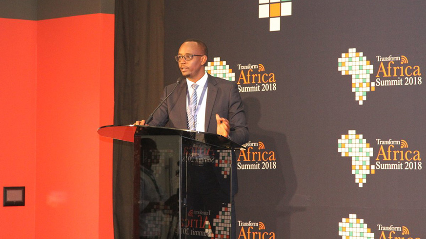 Chief Strategy Officer presenting KTRN's PPP business model to delegates