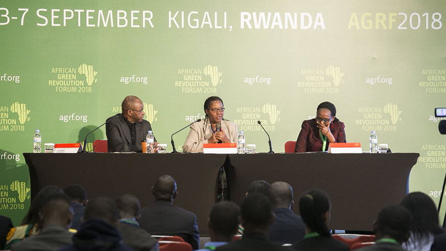 L-R: Strive Masiyiwa of Econet, Rwandau2019s minister for Agriculture and Animal Resources, Gu00e9rardine Mukeshimana, and Agnes Kalibata address the media on the sidelines of the ongoing Transform Africa Summit in Kigali yesterday. Courtesy.