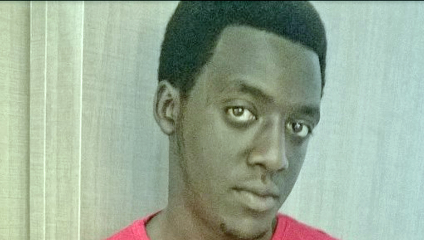 Tito Gakire, Student