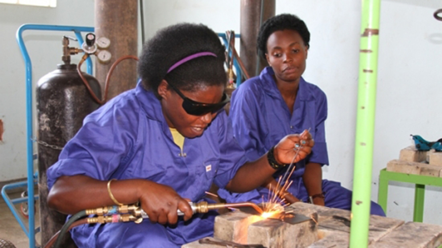 Girls are encouraged not to fear to take on TVET courses. / The New Times