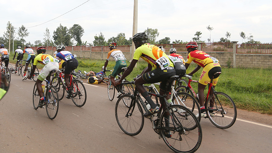 Three of elites riders had an accident in Rwamagana