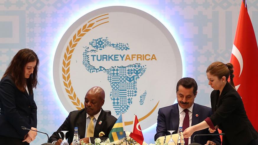 Rwandan Ambassador to Turkey Williams Nkurunziza signs an agreement with Faruk Celik, Turkeyu2019s Minister of Food, Agriculture and Livestock in Antalya. / Courtesy