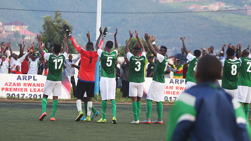 SC Kiyovu  players thank their supporters after beating AS Kigali 4-1 at Mumena stadium earlier this week. Sam Ngendahimana.
