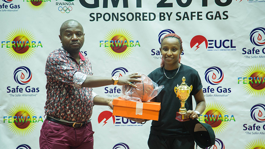Sandra Kantore (right) inspired APR to a GMT double to win the MVP Award in women's category. (Nadege Imbabazi)