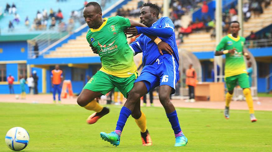 Rayon Sportu2019s defender Sadam Nyandwi in action against Rodrigue Murengezi of AS Kigali during a past match. / Sam Ngendahimana.