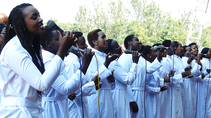 Anglican Church's choir perform during the ceremony to enthrone new Archbishop. / Frederic Byumvuhore