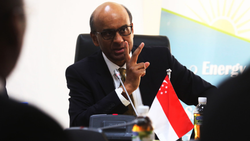 Deputy Prime Minister and Coordinating Minister for Economic and Social Policies of Singapore, Tharman Shanmugaratnam, speaks to Rwandan ministers in the meeting this morning. / Sam Ngendahimana
