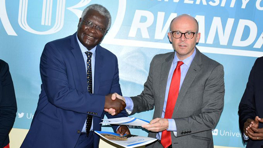 Prof Cotton and Dr Niyikiza shake hands after the signing of a collaboration agreement between University of Rwanda and L.E.A.F Pharmaceuticals last month. The MoU aims at ensuring upgrade, management and maintenance of biotechnology laboratory and knowledge transfer in research at UR. Courtesy.