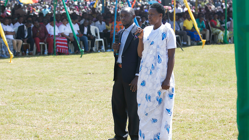 Uwizeyimana Papias and Uwimana Josephine sharing their testimony on the benefit of Minazi ECD model centre built by Imbuto Foundation