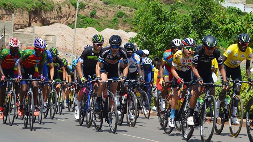A peloton of riders from different countries during the 2016 Tour du Rwanda. File.