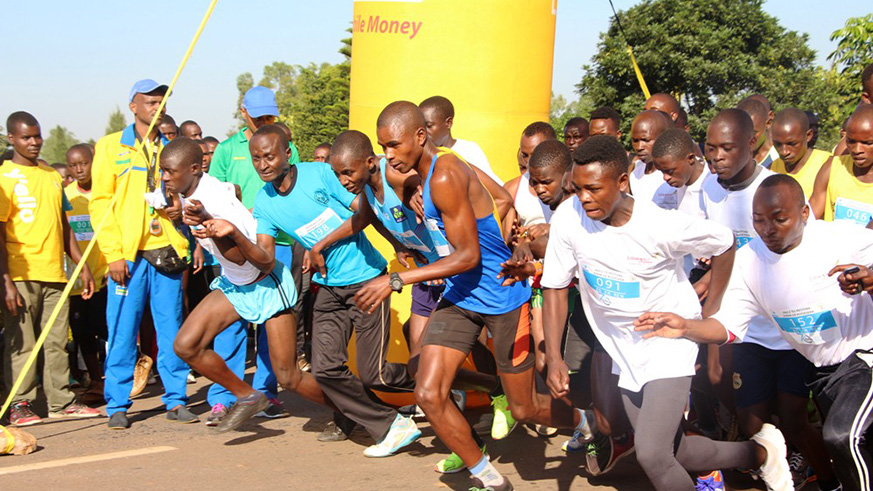 Participants right before the flag-off . Courtesy