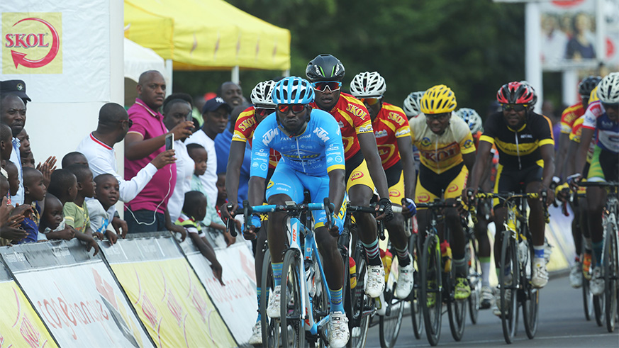 The winner of ITT Joseph Areruya leads the peloton in the seventh lap