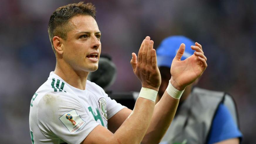 Mexico have been touted by some optimists as potential World Cup winners, and Javier Hernandez has encouraged fans to share that assessment. Net photo.
