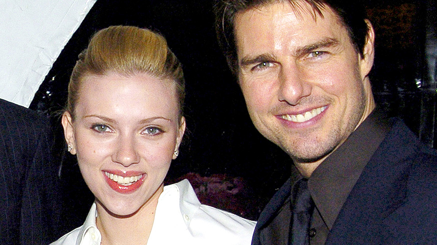 Scarlett Johansson and Tom Cruise in 2005. Net photo
