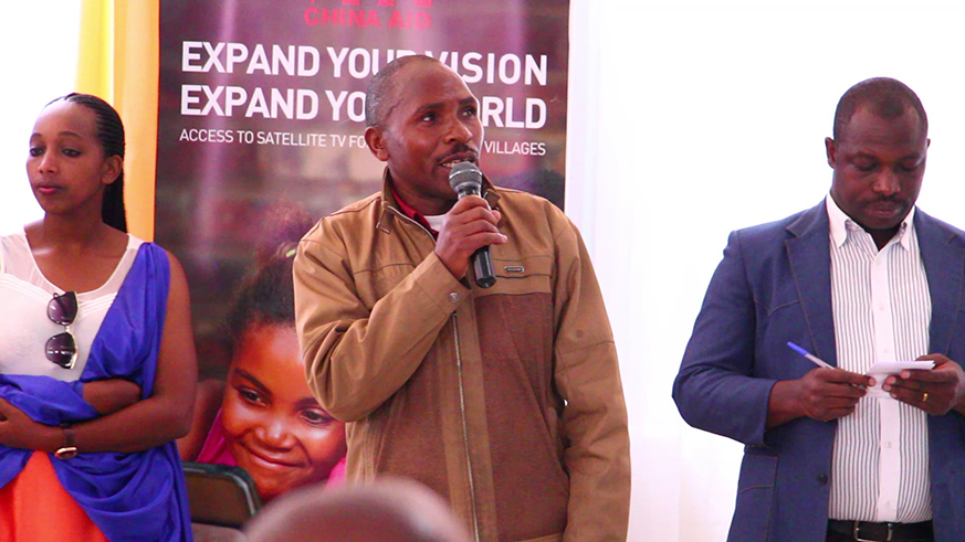 Bernard Munyarugendo, a resident from Gataraga Sector said he is watching the World Cup in his home as if He is in Russia thanks to a satellite dish he received from StarTimes Rwanda. Regis Umurengezi