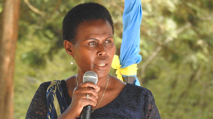 Dr Jeanne Nyirahabimana, the mayor of Kicukiro District called residents to support one another to escape the chains of poverty.Frederic Byumvuhore