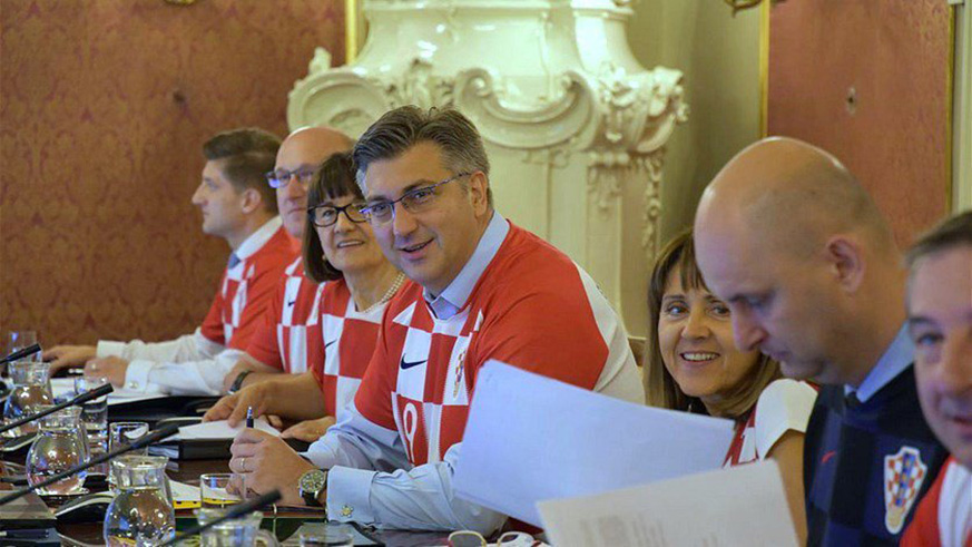 Croatia Cabinet meeting was held on Thursday with all members in soccer team jerseys to mark World Cup semi-final win over England. Net photo.