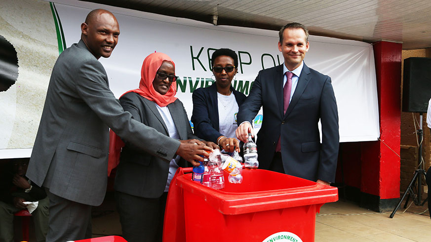 Officials launch the campain to fight against the use of plastic bottles recently. Sam Ngendahimana.