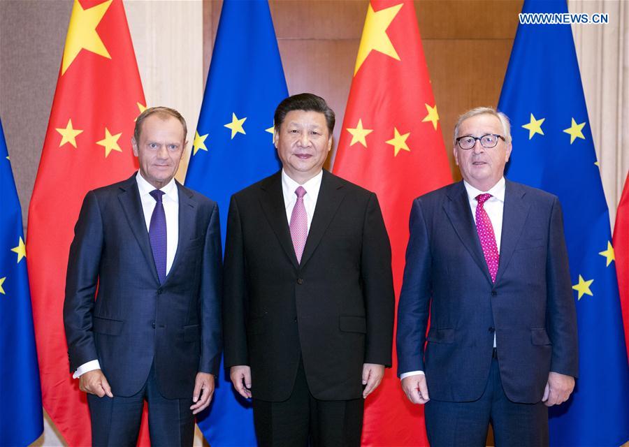 Chinese President Xi Jinping (C) meets with European Council President Donald Tusk (L) and European Commission President Jean-Claude Juncker, who are here to attend the 20th China-EU leaders' meeting, in Beijing, capital of China, July 16, 2018. (Xinhua/Li Xueren)