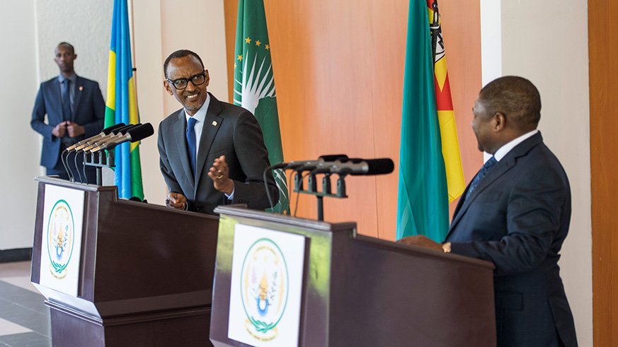 President Kagame and President Nyusi of Mozambique during today's press conference. (Courtesy)