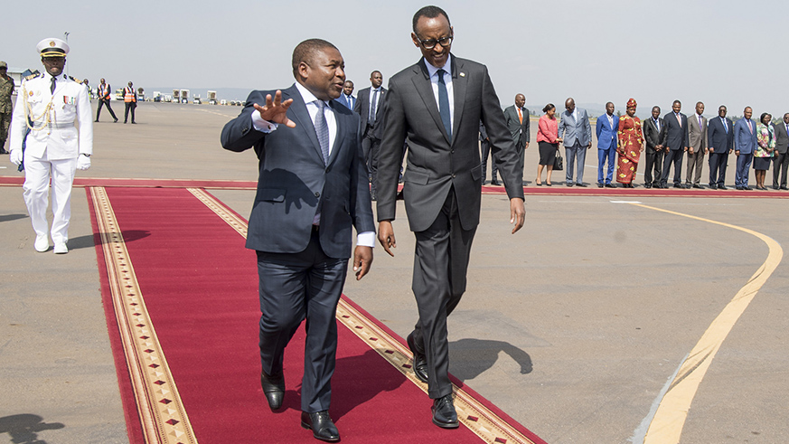 The Rwandan and Mozambican leaders shortly after President Filipe Nyusiâ€™s arrival at Kigali International Airport on Thursday. Village Urugwiro.